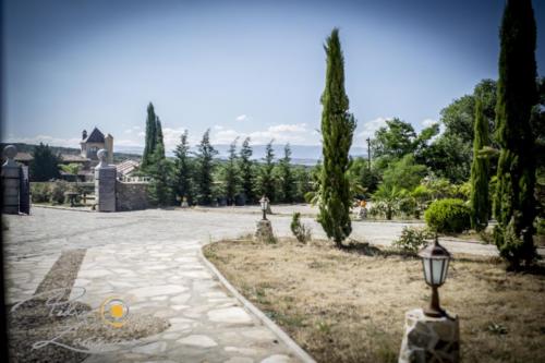 014-Aldea-Santillana-LE