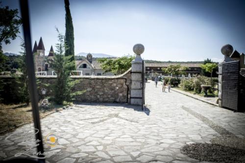 015-Aldea-Santillana-LE