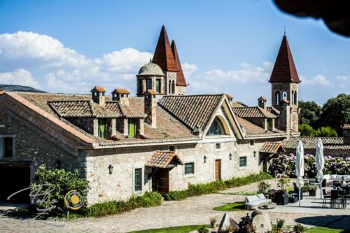 019-Aldea-Santillana-LE